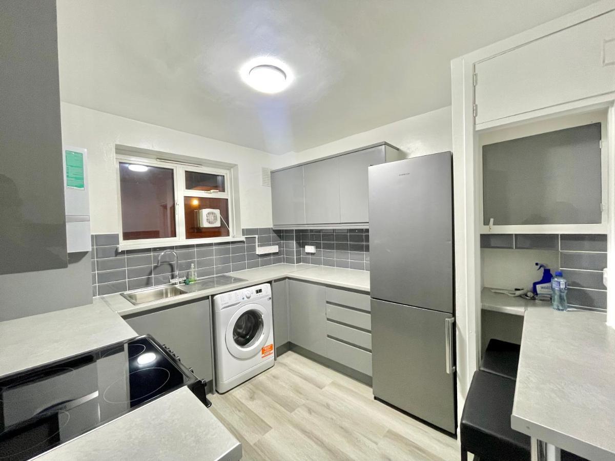 Fabulous 3 Bedroom Flat Sleeps 6 Londra Dış mekan fotoğraf
